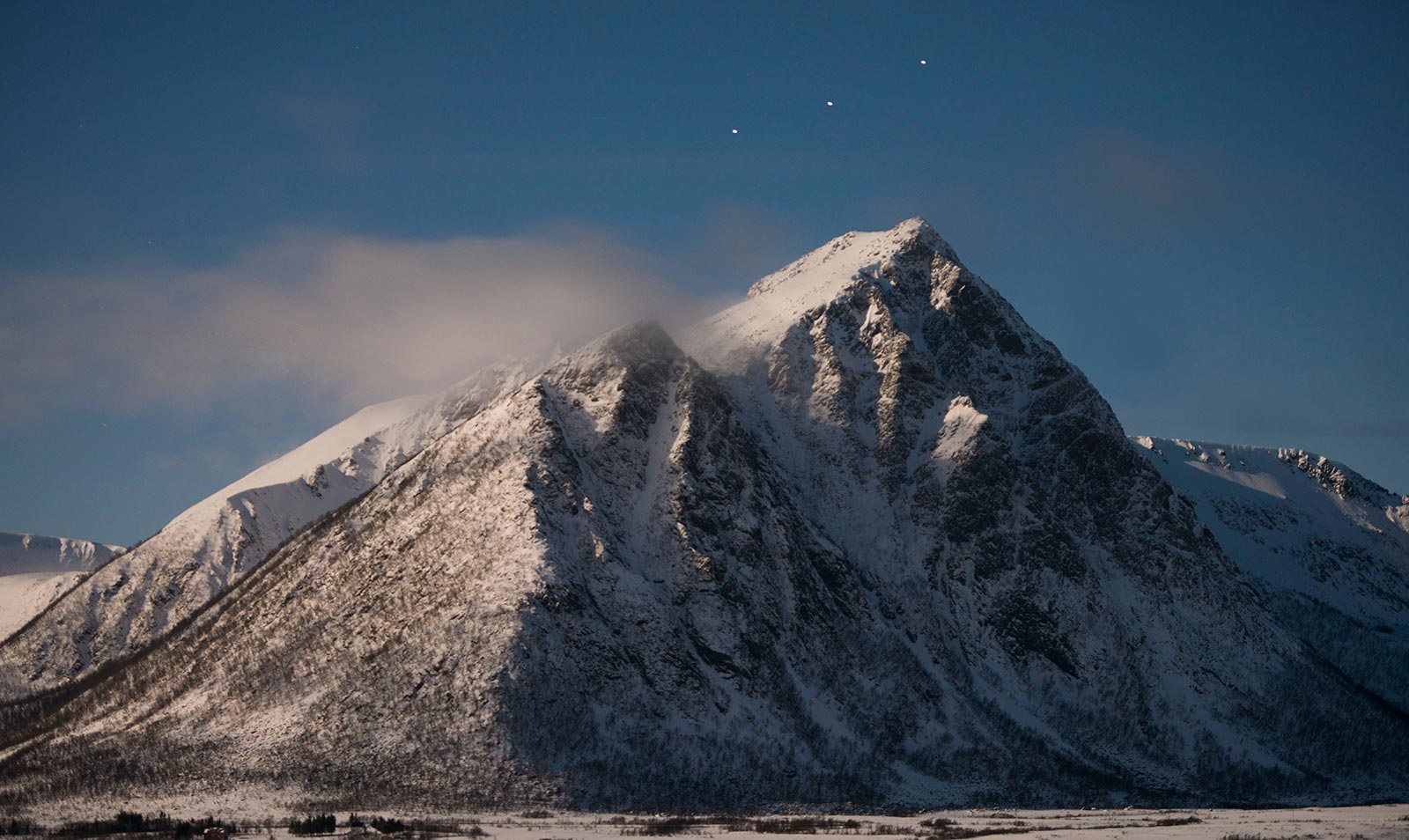 Vesteralen apartment mountain