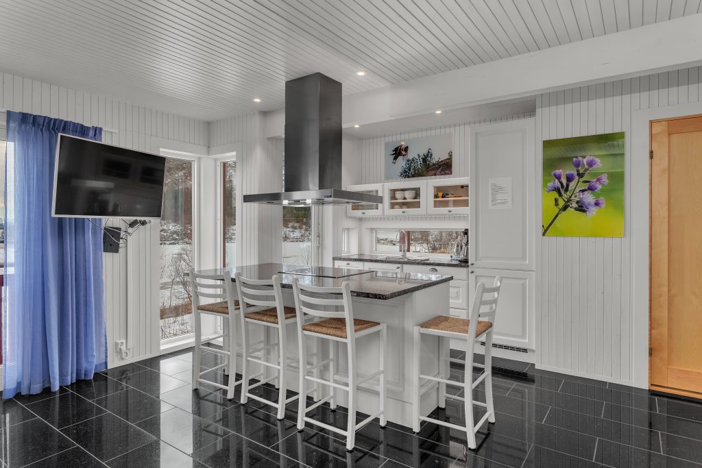 5.2 Kitchen